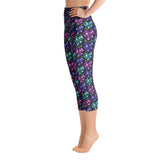 Geo Hearts Yoga Capri Ladies Leggings
