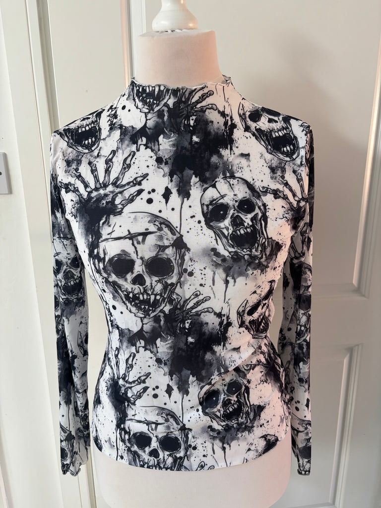 Screaming Skulls Night Print Mesh Top Long Sleeved