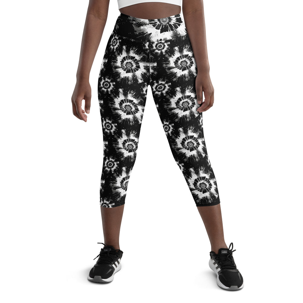 Black and White Tie Dye Yoga Capri Leggings