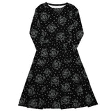 Midi-jurk met lange mouwen, zwarte rozen en stippen en zakken
